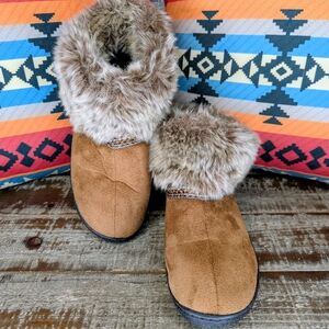 Isotoner Tan Faux Fur Winter Boots